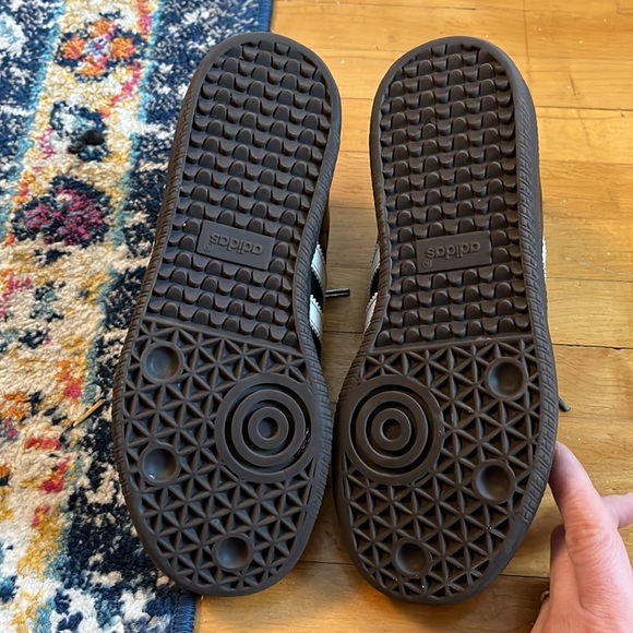 Black Adidas Samba, boys 3.5 - Picture 4 of 4